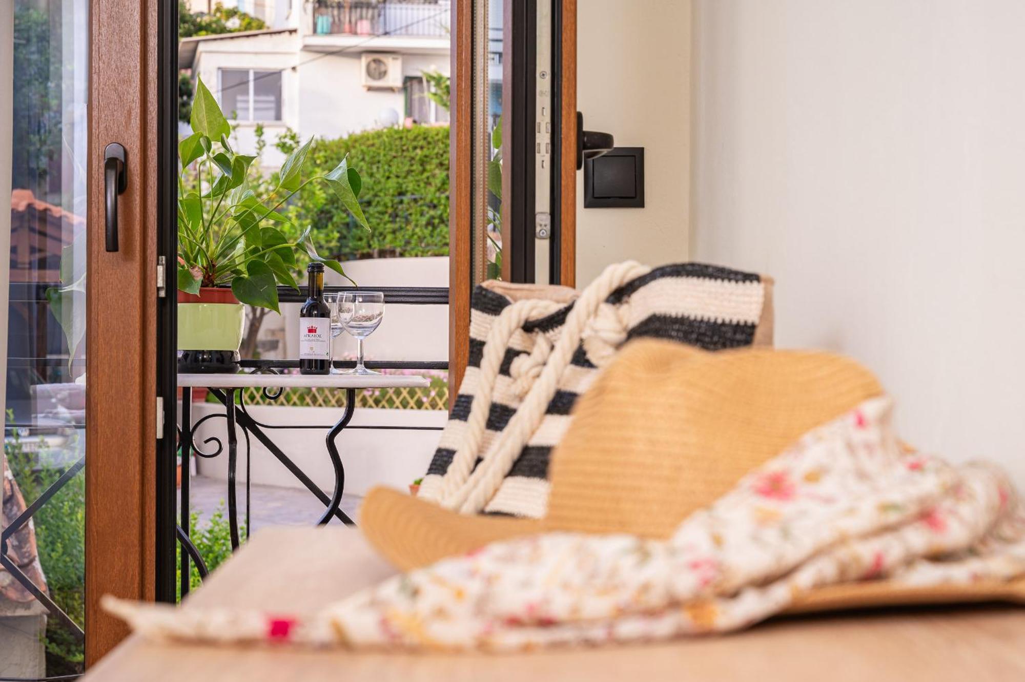 Emily Hotel Agia Paraskevi  Zewnętrze zdjęcie